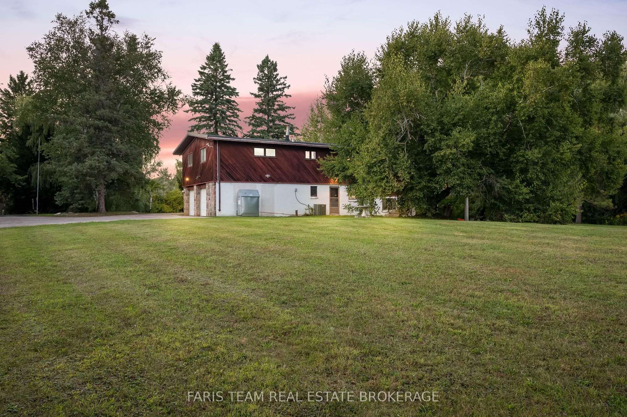 175 South Summit Farm Road, King, ON L7B 1J8 photo 4