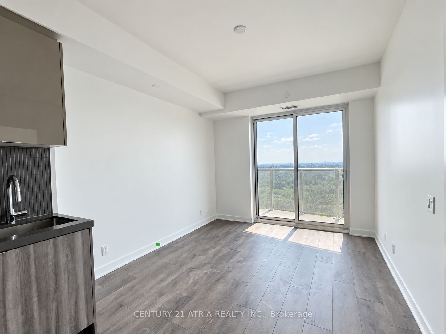 6 Flavelle Trail 2417, Vaughan, ON L4L 0M8 photo 5