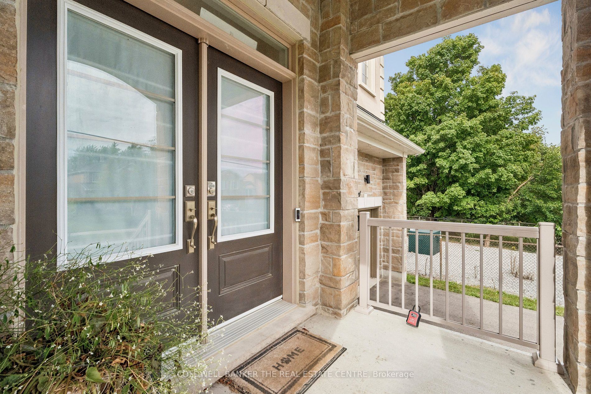 92 Church Street, Georgina, ON L4P 0J4 photo 3