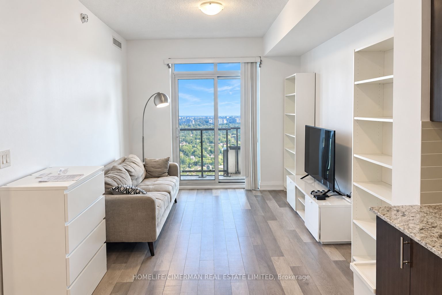 7171 Yonge Street 2103, Markham, ON L3T 0C5
