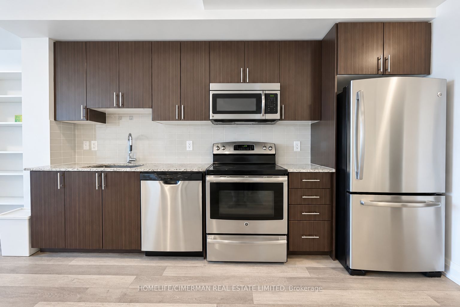 7171 Yonge Street 2103, Markham, ON L3T 0C5 photo 5
