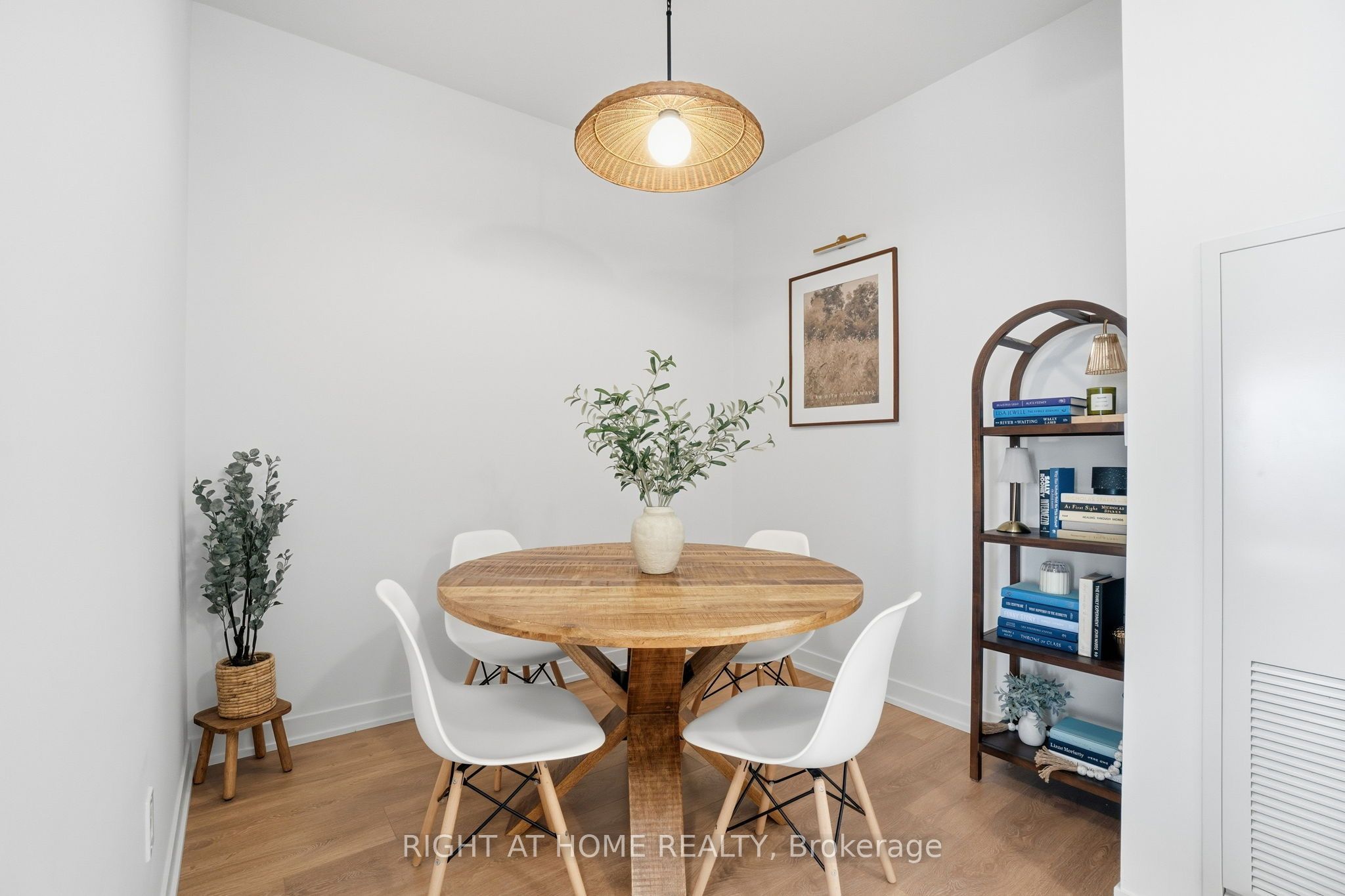 10 Abeja Street, Vaughan, ON L4K 0R4 photo 3