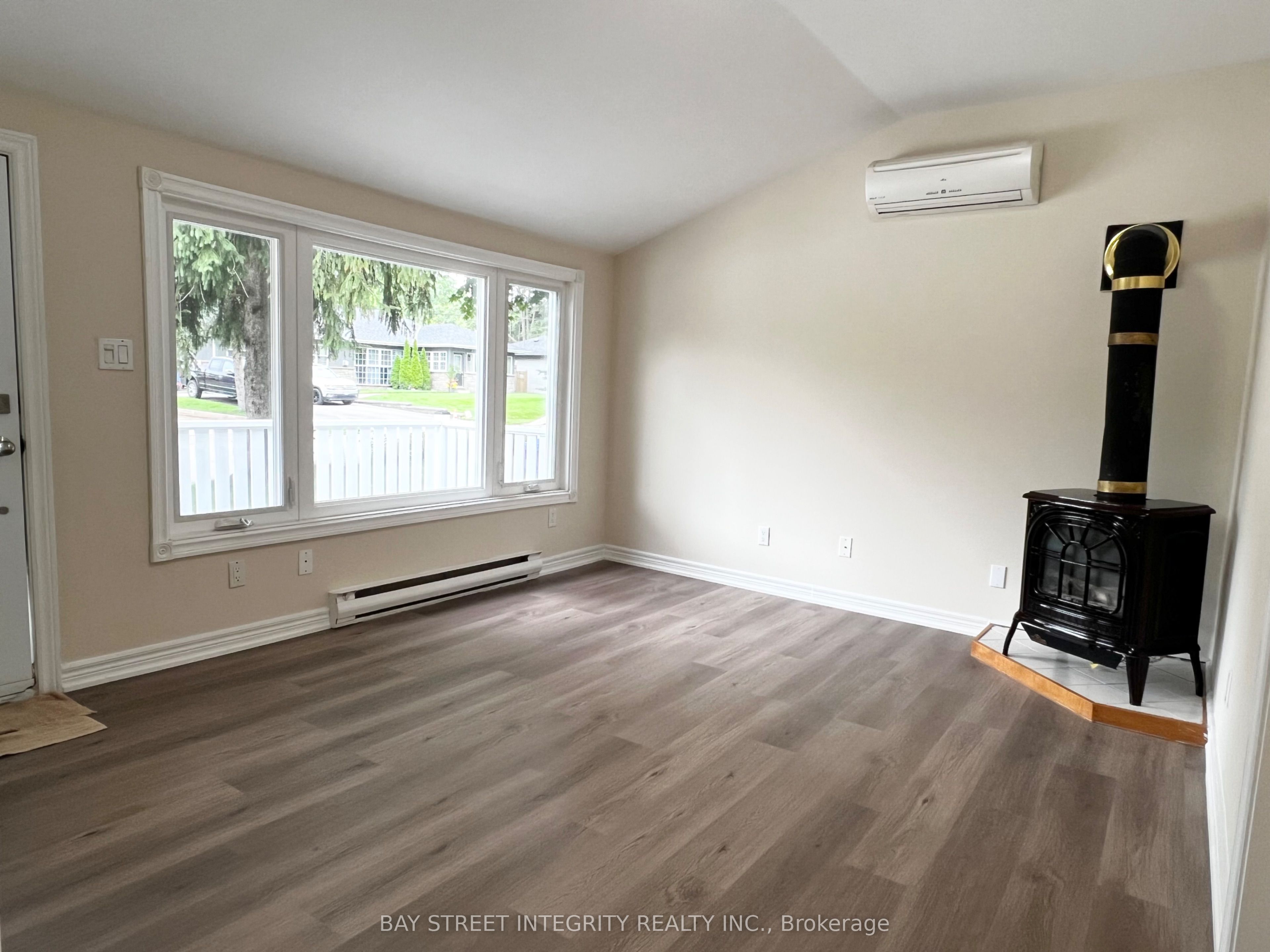29 Balson Boulevard, Whitchurch-Stouffville, ON L4A 7X3 photo 2