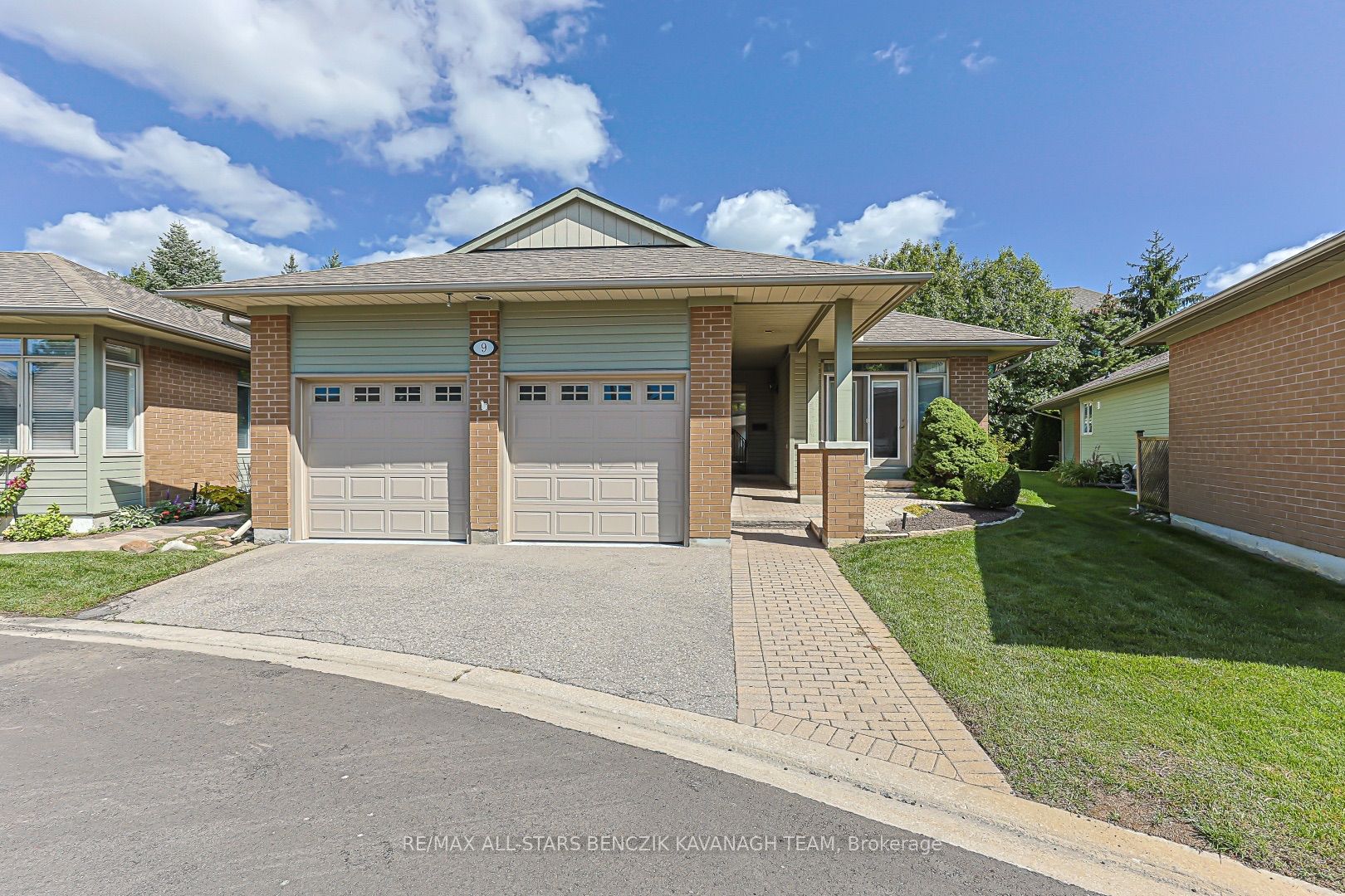 9 Warnock Green Way, Markham, ON L6E 1B5