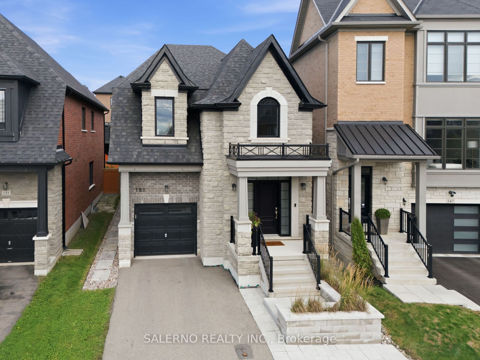 151 Vellore Park Avenue, Vaughan, ON L4H 4S5 photo 2