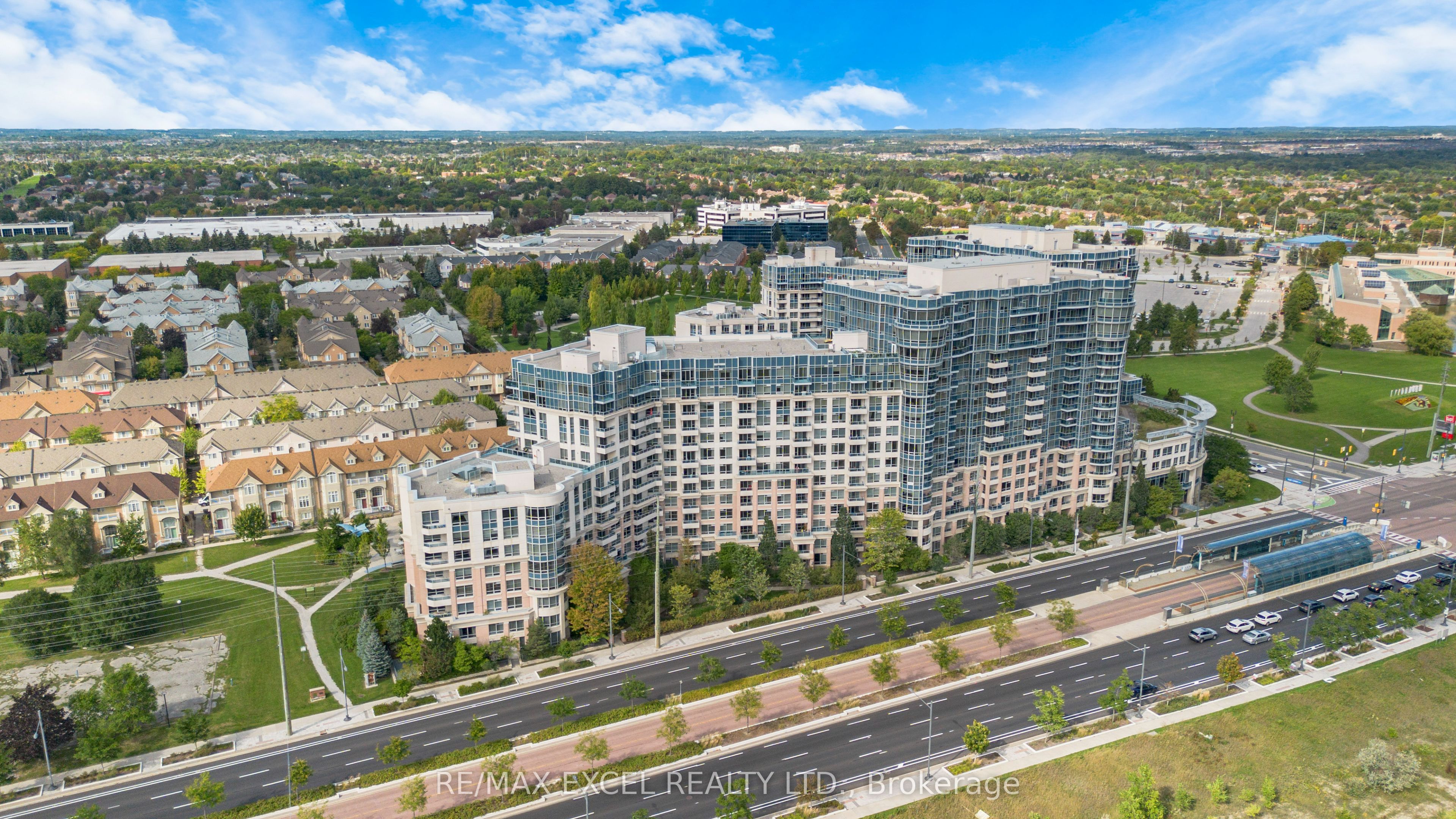 33 Cox Boulevard 1627, Markham, ON L3R 8A6 photo 3