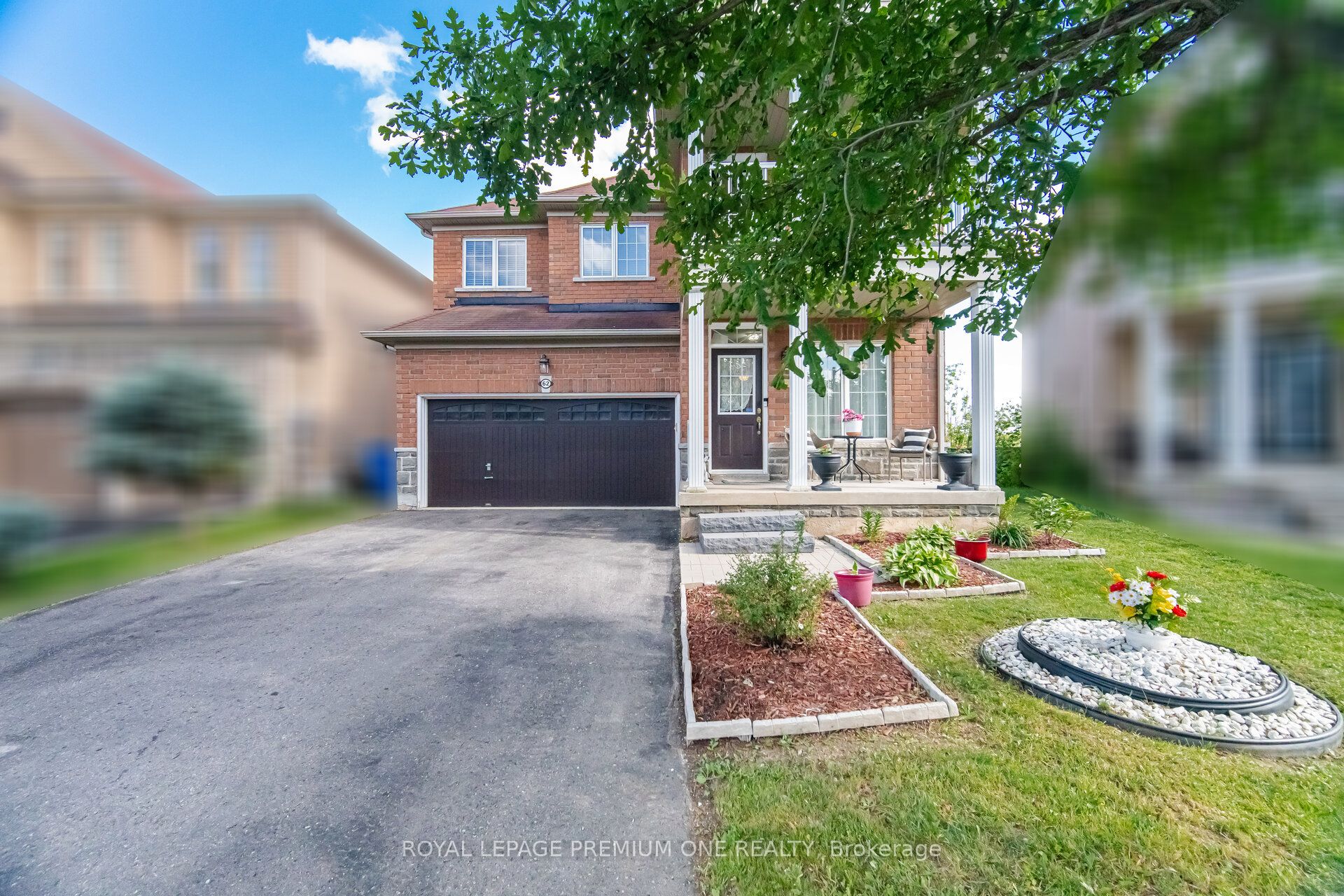 62 Lost Pond Crescent, Whitchurch-Stouffville, ON L4A 0R4 photo 2