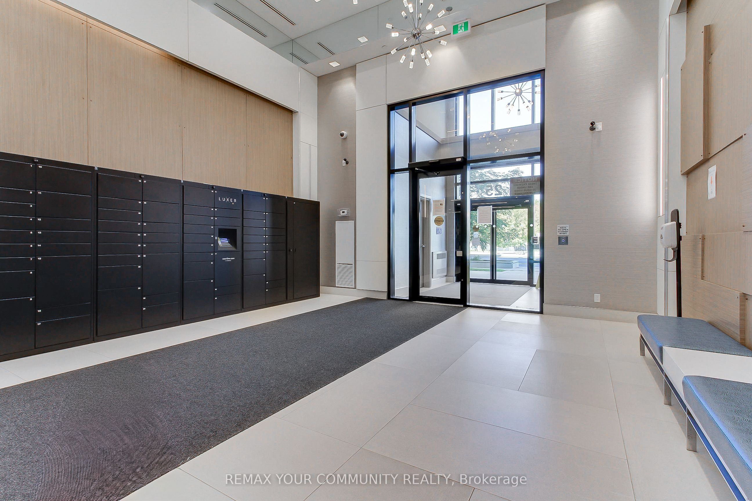 25 Water Walk Drive 307, Markham, ON L6G 0G3 photo 4