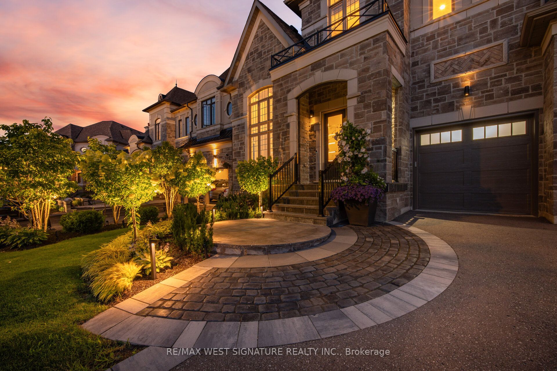 316 Touch Gold Crescent, Aurora, ON L4G 3X5 photo 5