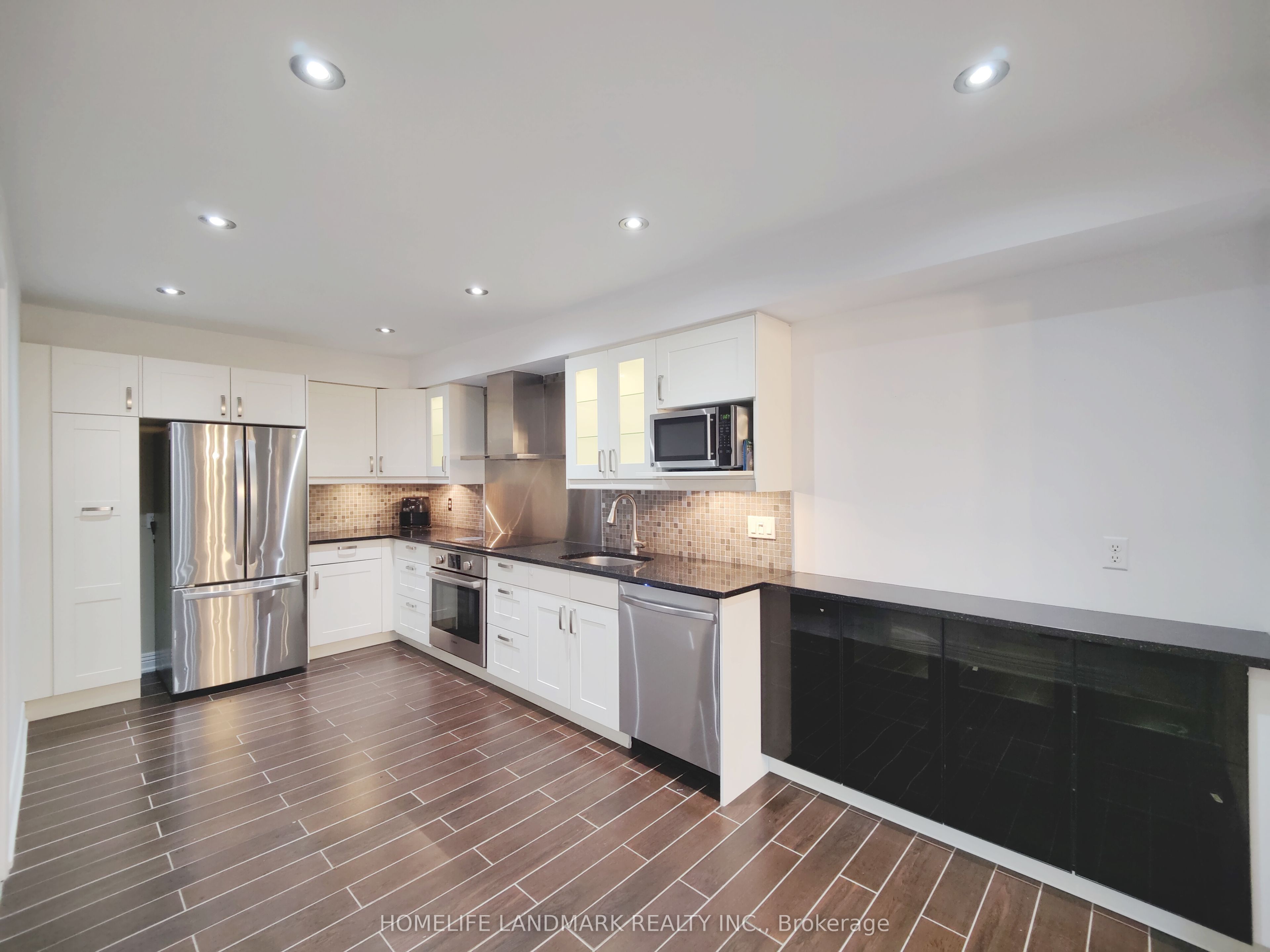 96 Formosa Drive, Richmond Hill, ON L4S 1T1 photo 3
