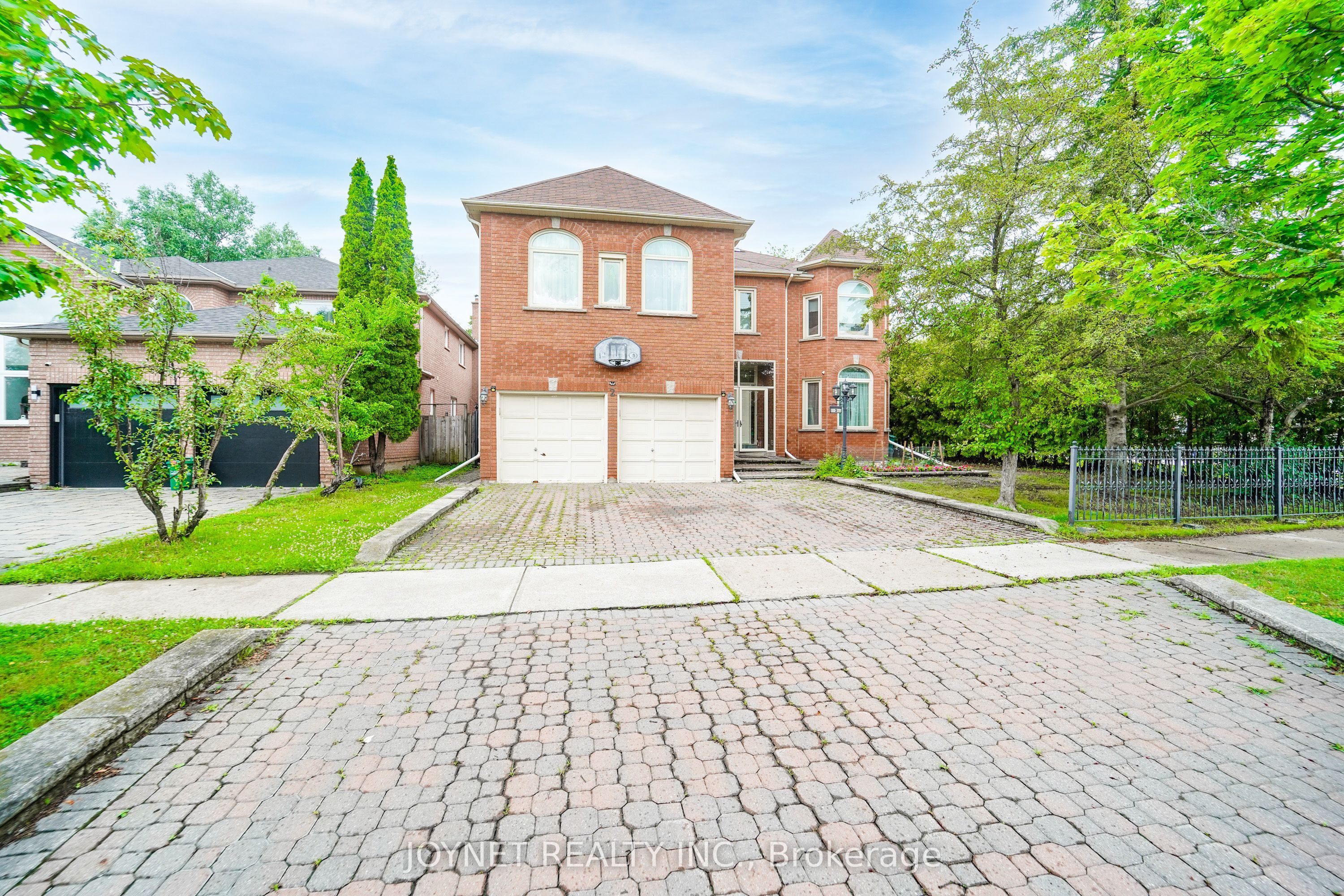 2 Woodriver Street, Richmond Hill, ON L4S 1B2 photo 4
