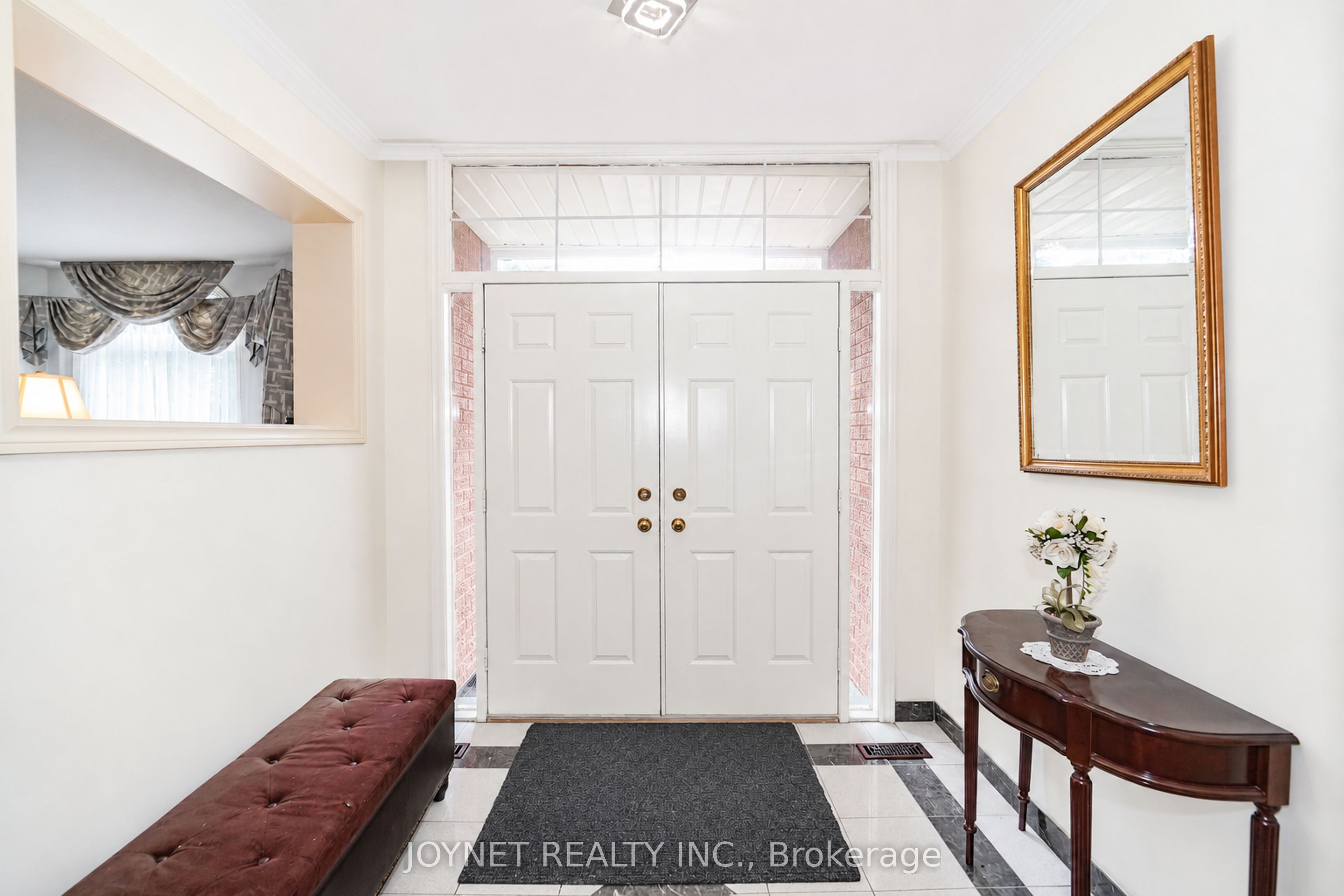 2 Woodriver Street, Richmond Hill, ON L4S 1B2 photo 5