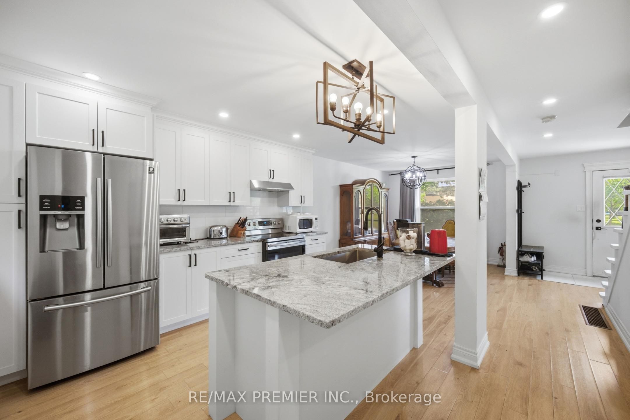 115 William Roe Boulevard, Newmarket, ON L3Y 1B1 photo 5