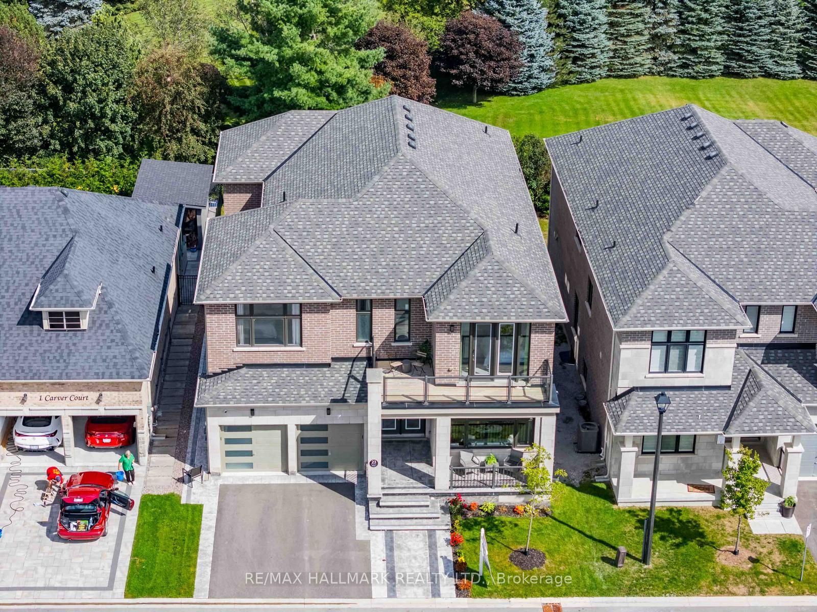 23 Carlinds Crescent, Whitchurch-Stouffville, ON L4A 4X1 photo 2