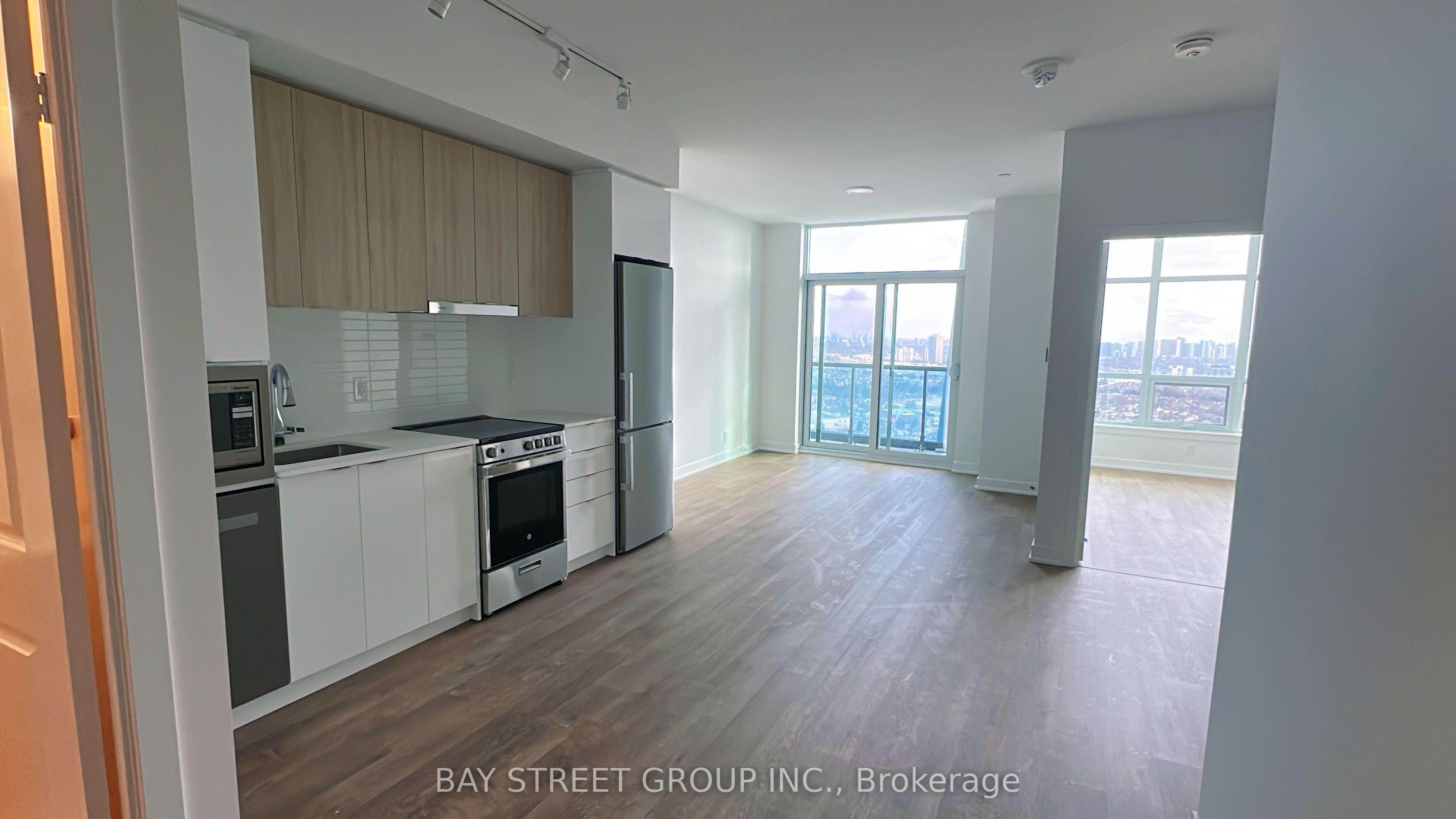 50 Upper Mall Way B3001, Vaughan, ON L4J 4P8 photo 4