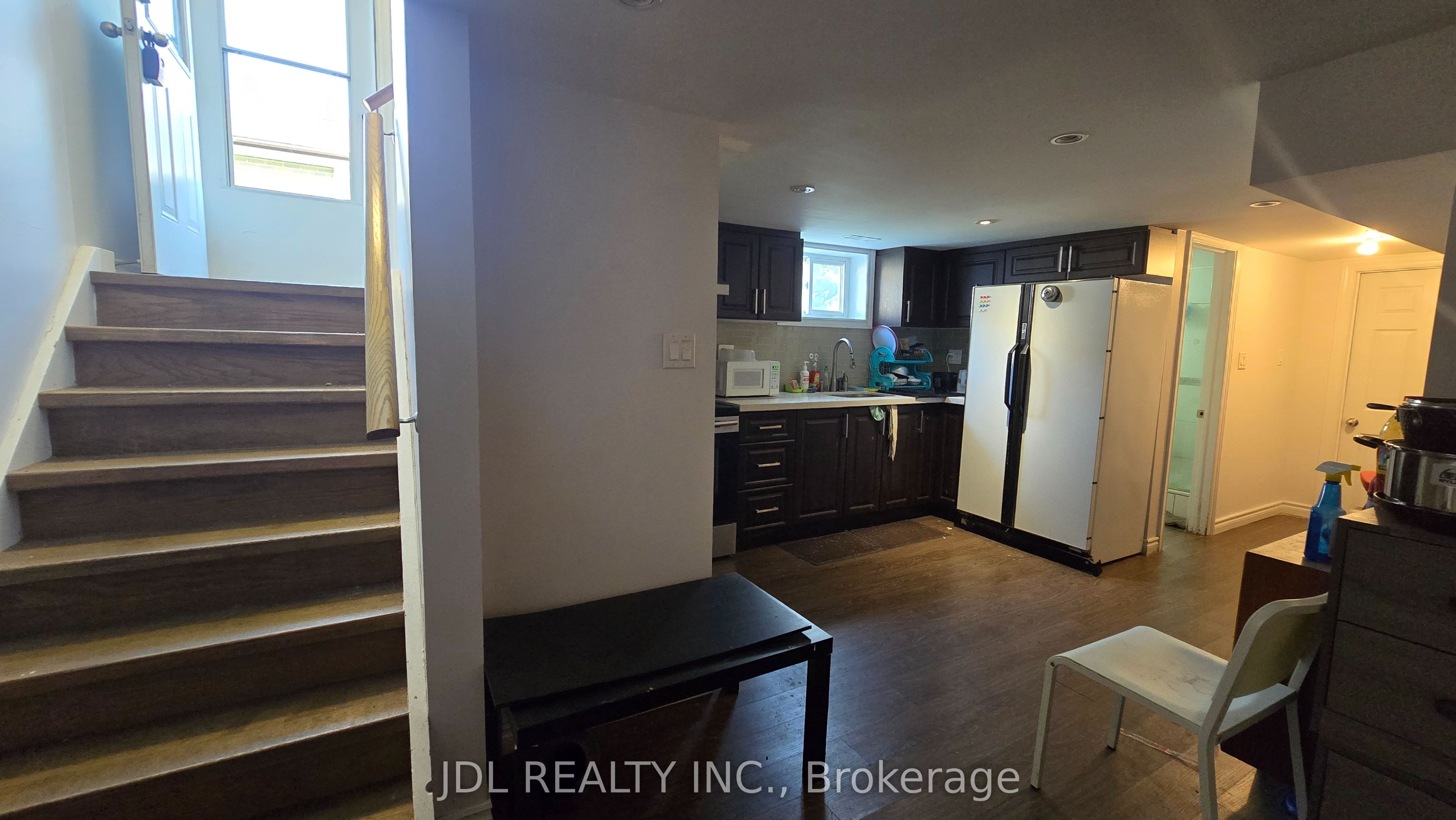 68 Meadowview Avenue Bsmt B, Markham, ON L3T 1K7 photo 3