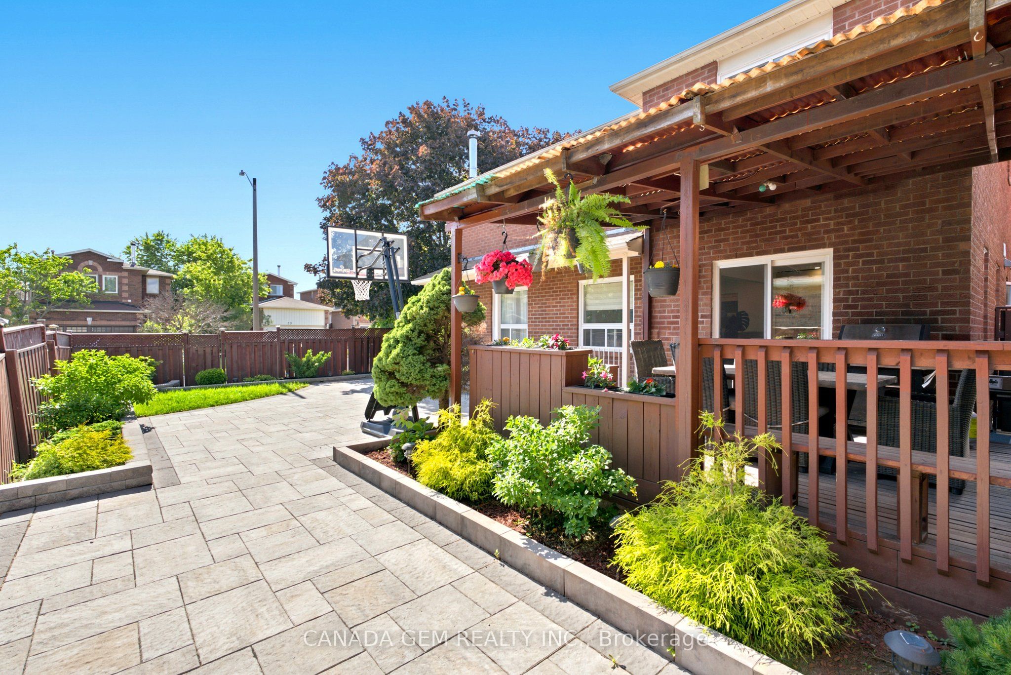 82 Justus Drive, Richmond Hill, ON L4C 0A1 photo 5