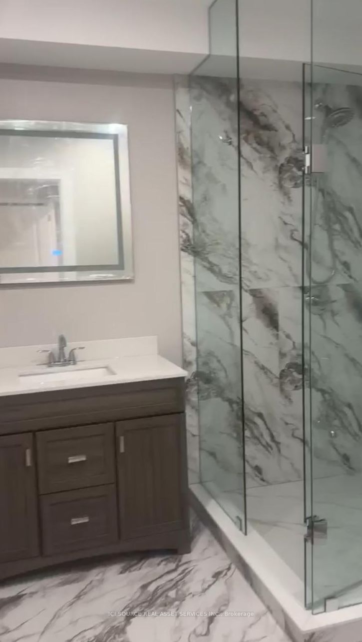 92 Richard Lovat Court Lower, Vaughan, ON L0J 1C0 photo 4