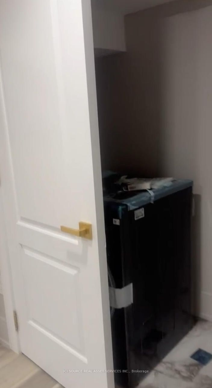 92 Richard Lovat Court Lower, Vaughan, ON L0J 1C0 photo 5