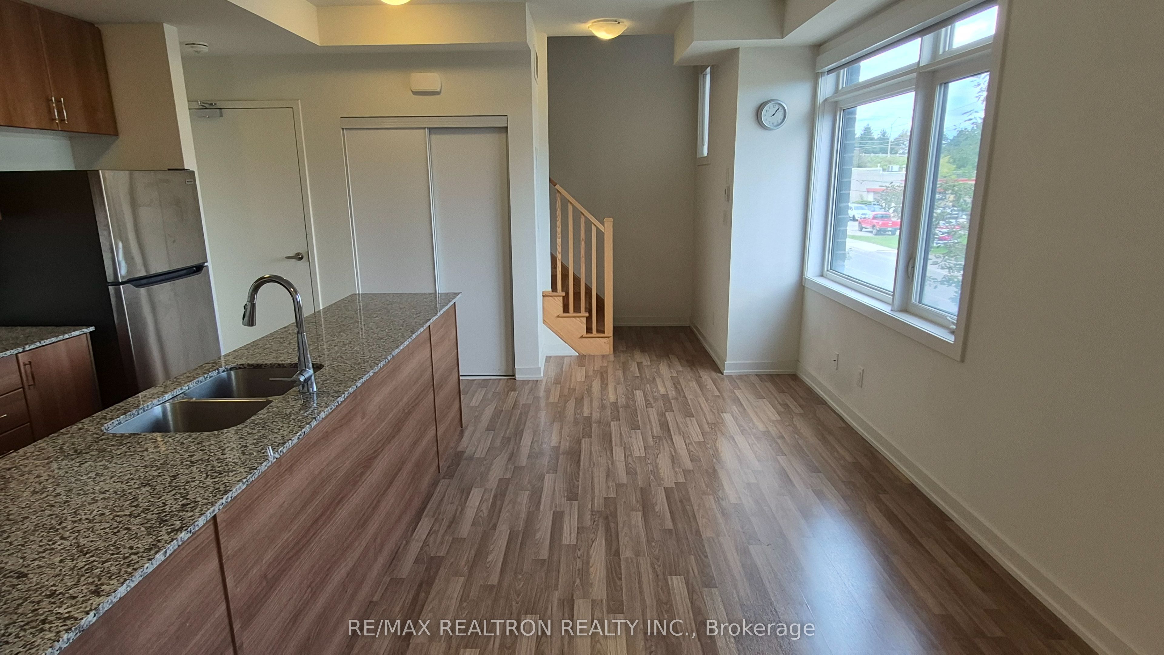 370 Red Maple Road 79, Richmond Hill, ON L4C 5T4 photo 4