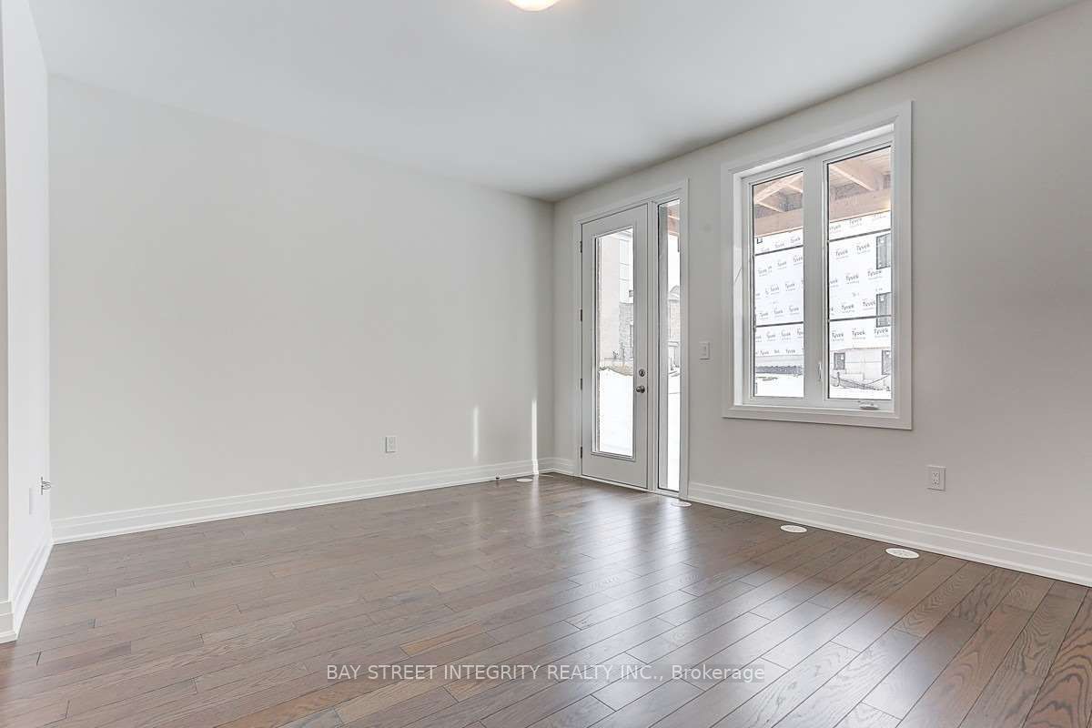 509 New England Court, Newmarket, ON L3X 0M6 photo 3