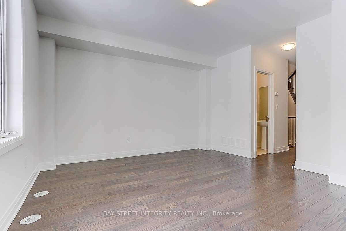 509 New England Court, Newmarket, ON L3X 0M6 photo 5