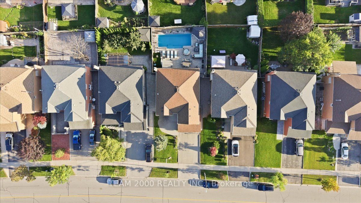 211 Avro Road, Vaughan, ON L6A 1X8 photo 5