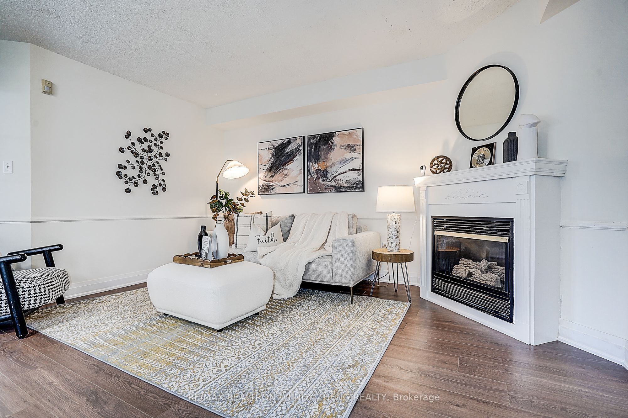 90 Amarillo Avenue, Markham, ON L3R 0V3 photo 4