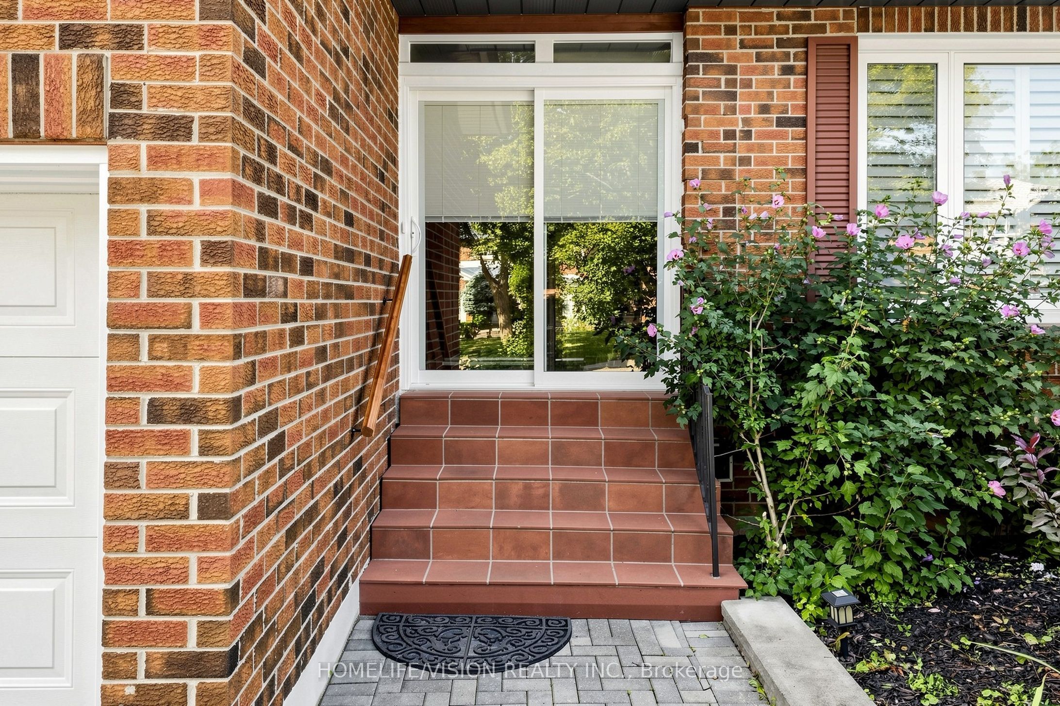 60 Carrington Drive, Richmond Hill, ON L4C 8A4 photo 3