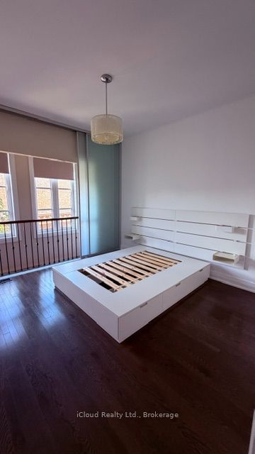 8169 Kipling Avenue 23, Vaughan, ON L4L 0G4
