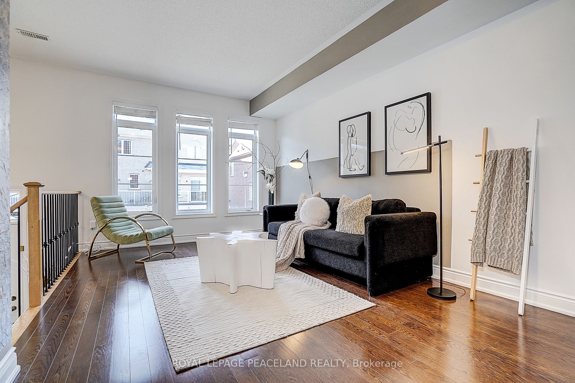 63 Mack Clement Lane, Richmond Hill, ON L4S 2P7 photo 4