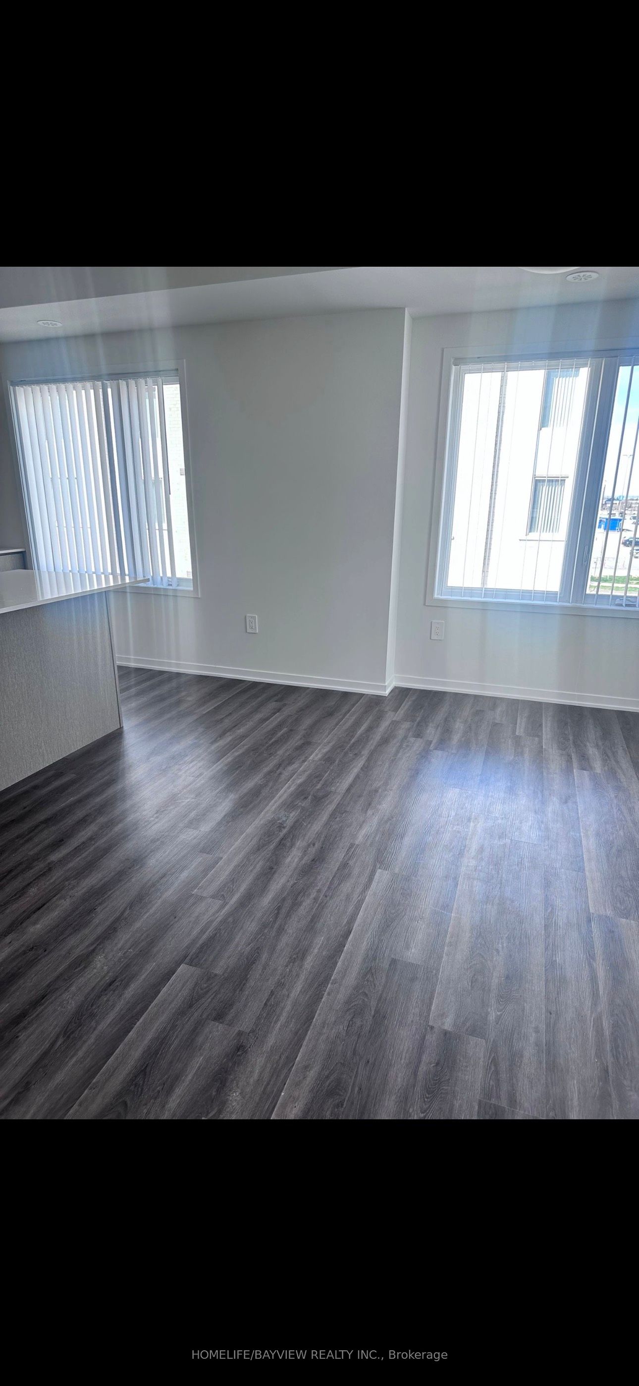 141 Honeycrisp Crescent 199, Vaughan, ON L4K 5Z8