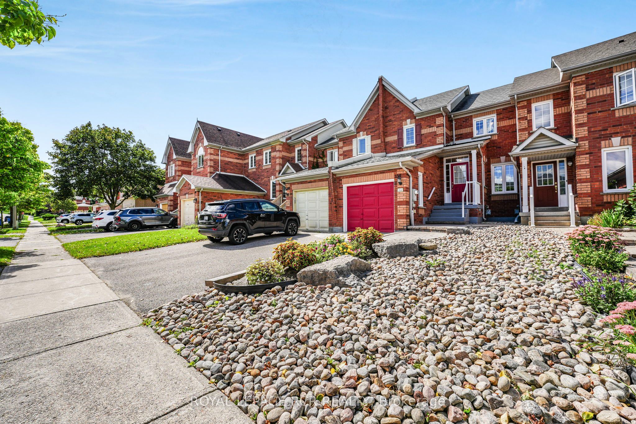 138 Primeau Drive, Aurora, ON L4G 6Z4 photo 3