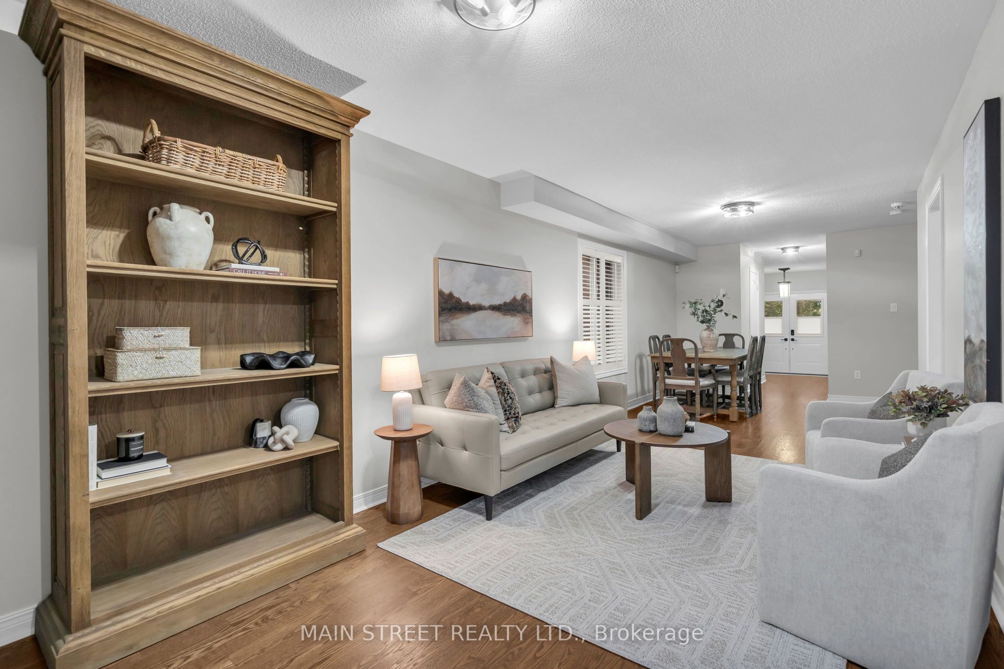 821 Joe Persechini Drive, Newmarket, ON L3X 2T7 photo 5