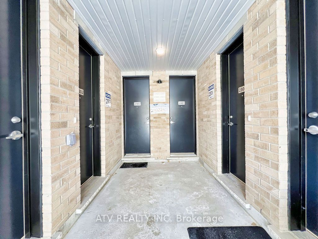 58 Elizabeth Street S 2402, Richmond Hill, ON L4C 5W2 photo 2