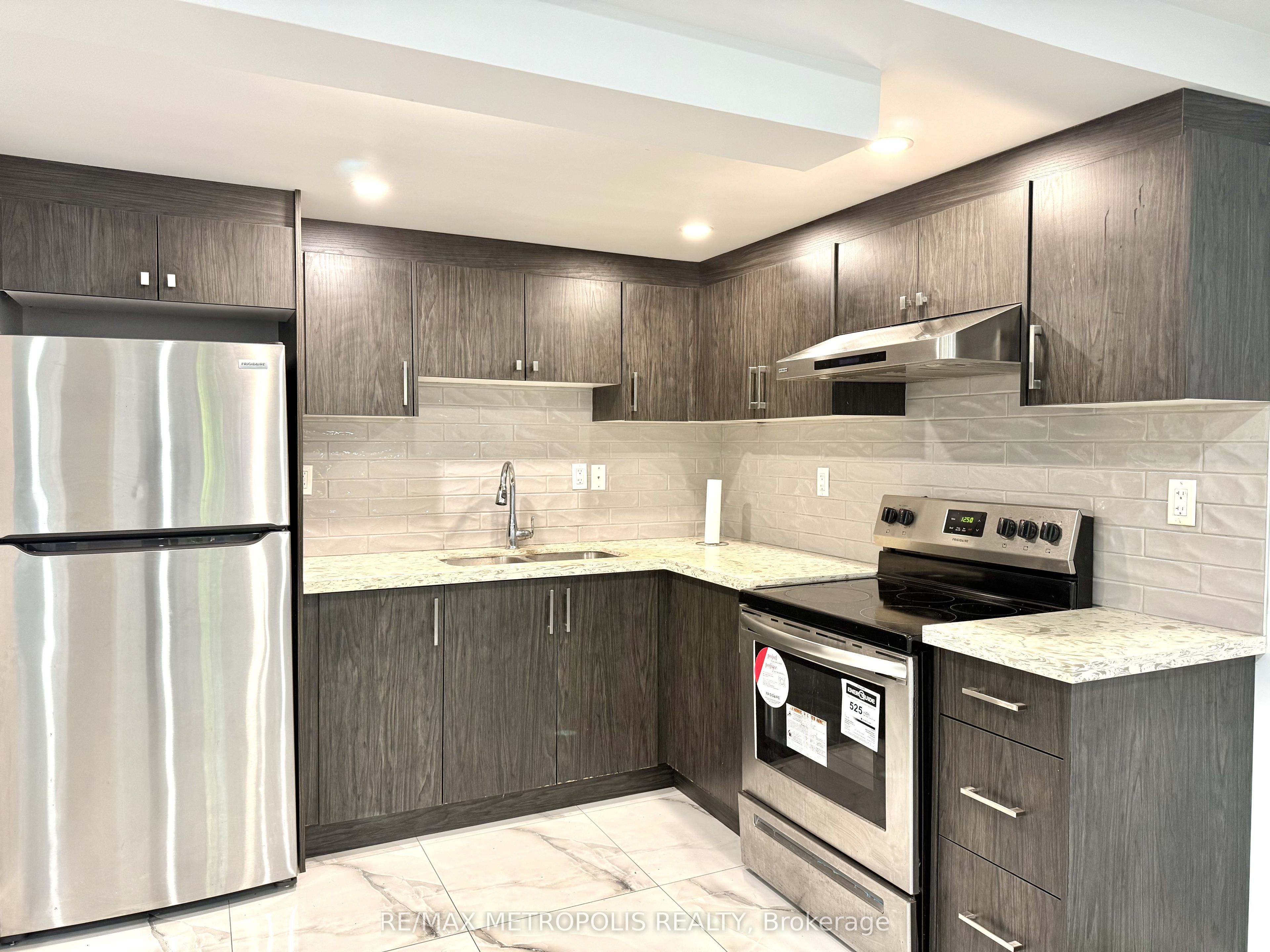 235 Riverwalk Drive BSMT, Markham, ON L6B 0H1 photo 5