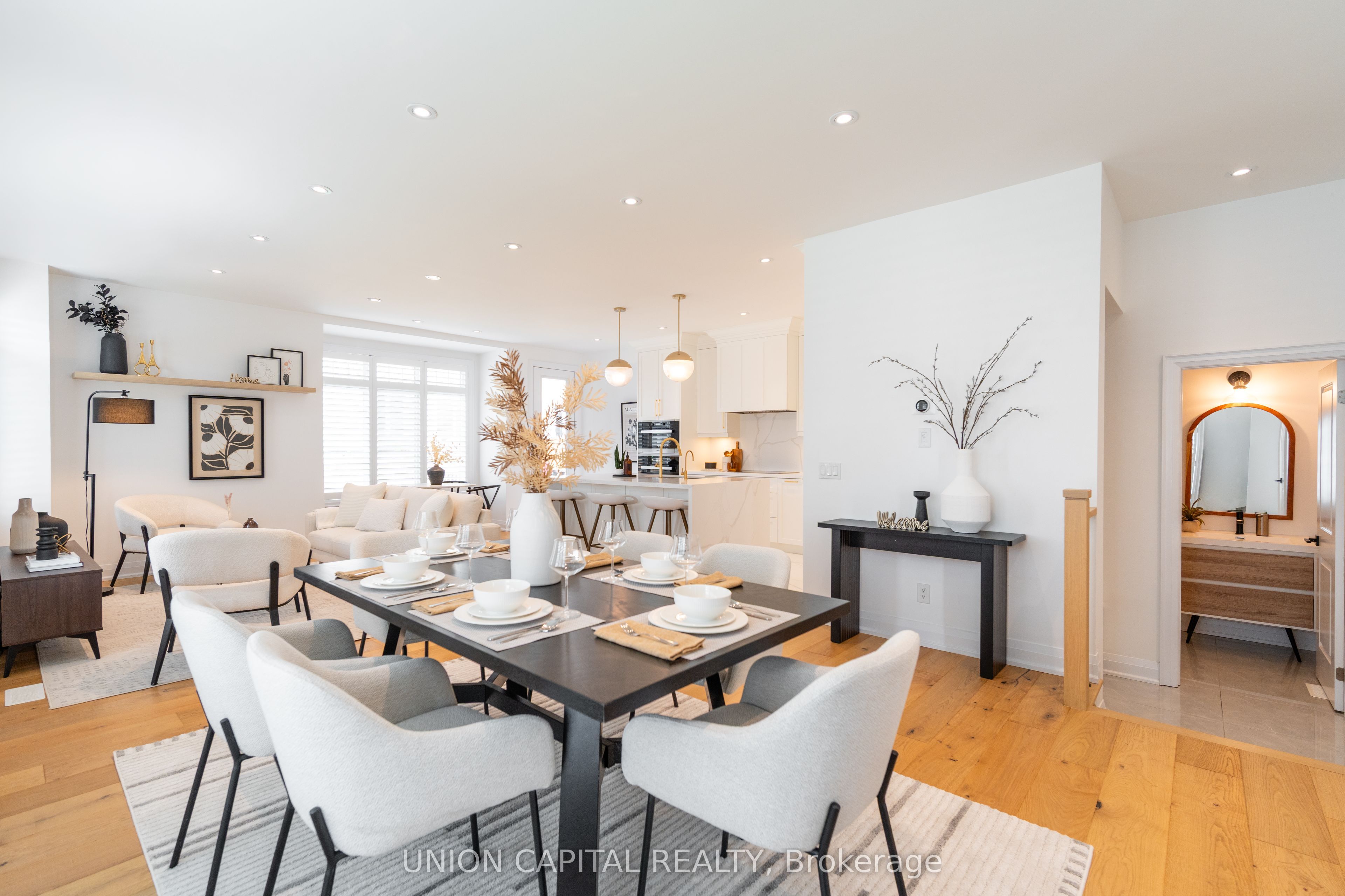 9 Seedling Crescent, Whitchurch-Stouffville, ON L4A 4V4 photo 4