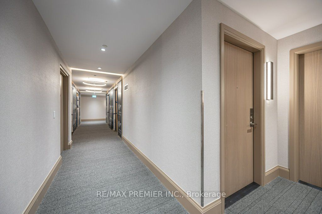 5 Meadowdale Road 1601, Vaughan, ON L4K 0C7 photo 5