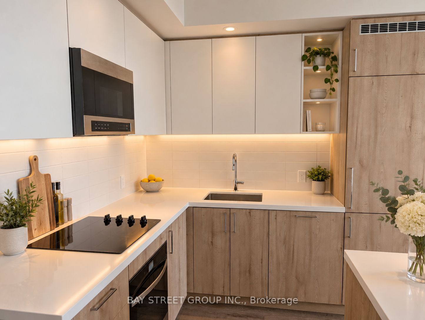 2851 Highway 7 Street, Vaughan, ON L4K 1W2