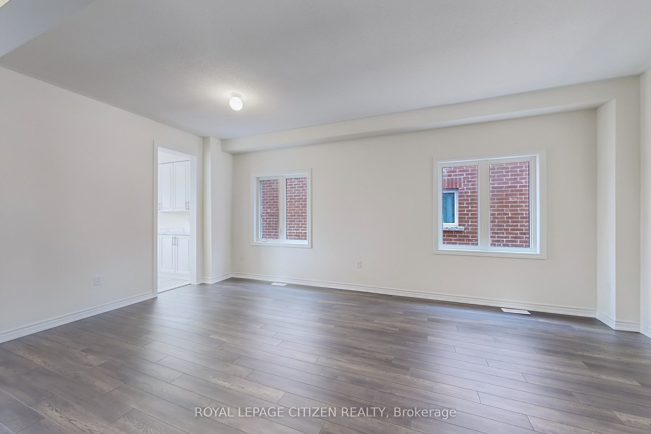 123 Cliff Thompson Crescent, Georgina, ON L0E 1R0 photo 5