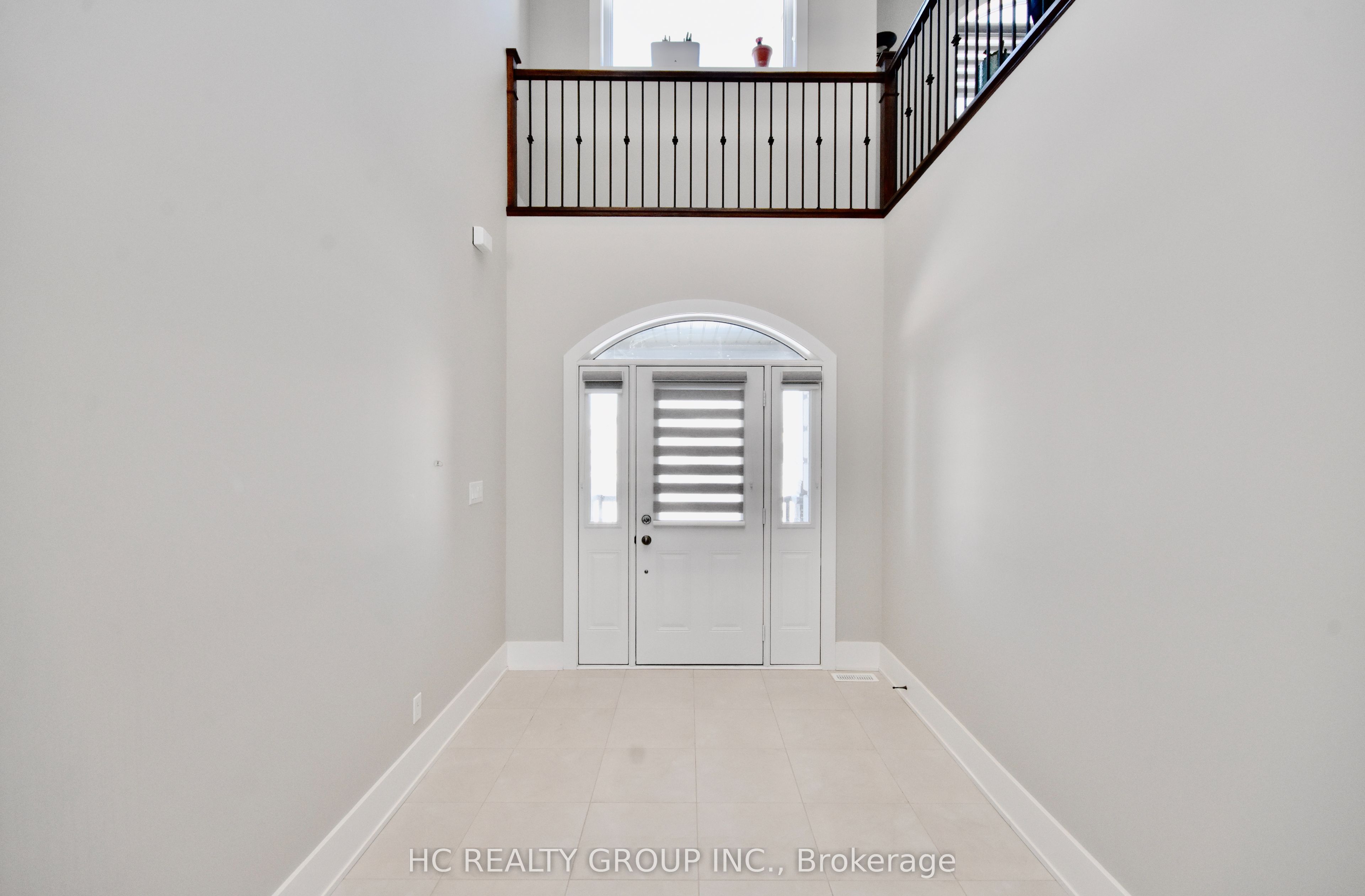 295 Sunnybrae Avenue, Innisfil, ON L9S 0K9 photo 2