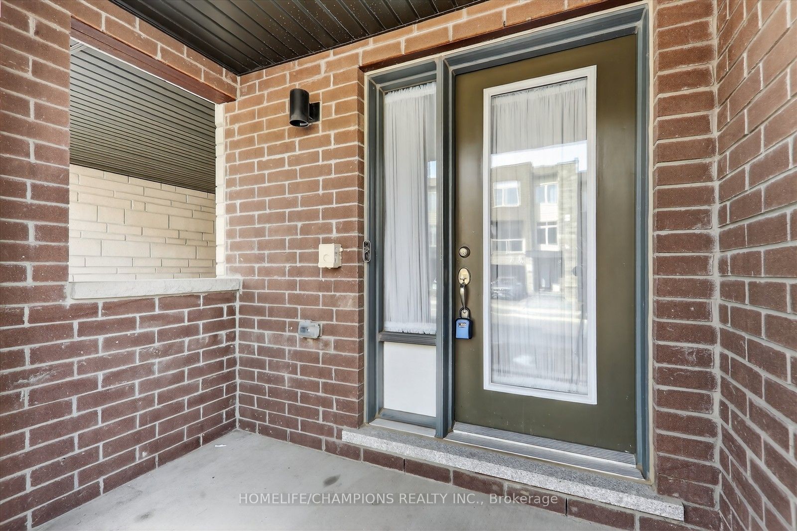 39 Delano Way, Newmarket, ON L3X 0L4 photo 4