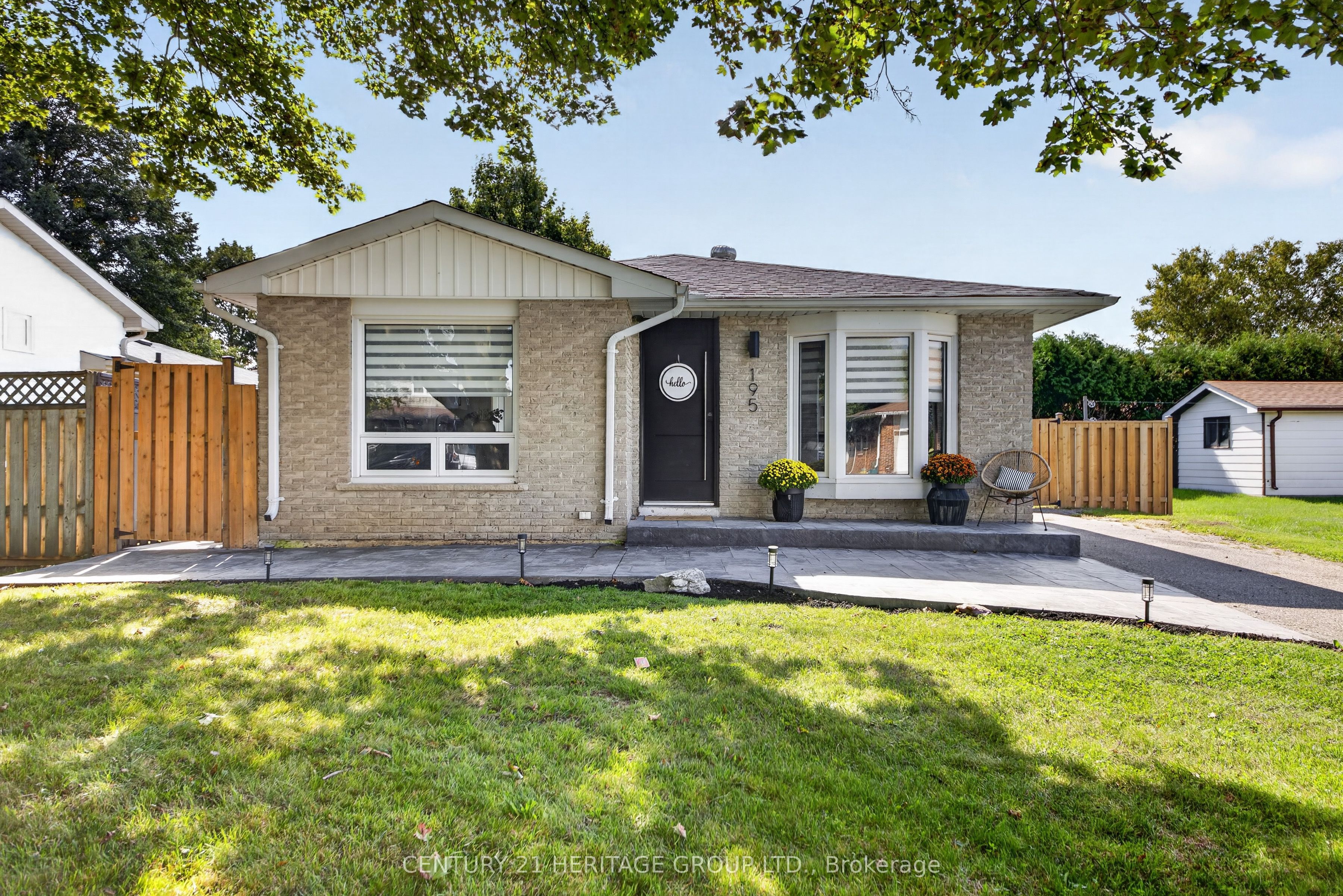195 Mackenzie Street, New Tecumseth, ON L9R 1B8 photo 2