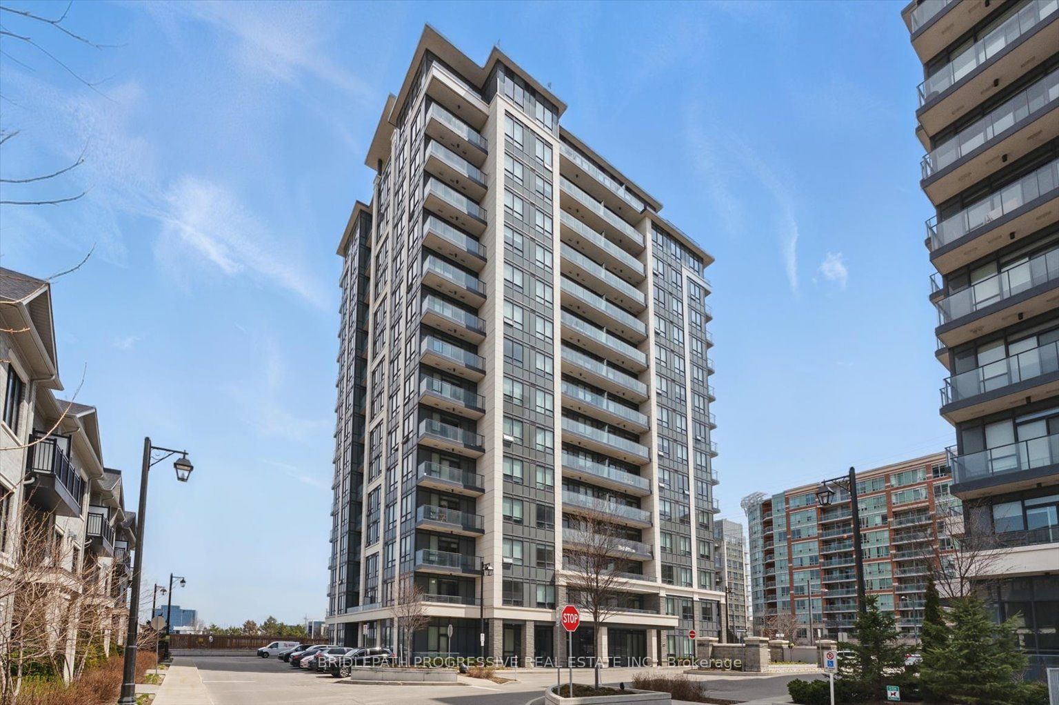 398 Highway 7 E 1502, Richmond Hill, ON L4B 0G7