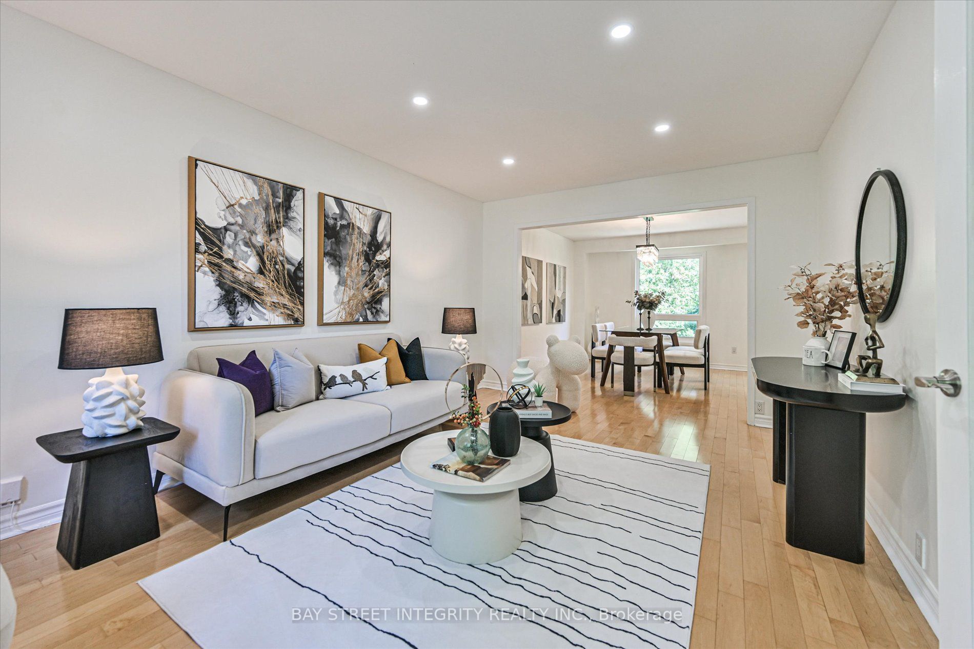 151 Old Surrey Lane, Richmond Hill, ON L4C 6R9 photo 5