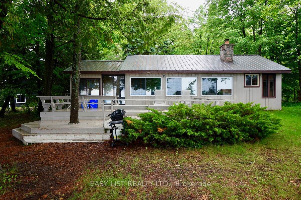 1536 Tiny Beaches Road N, Tiny, ON L9M 0J2 photo 3