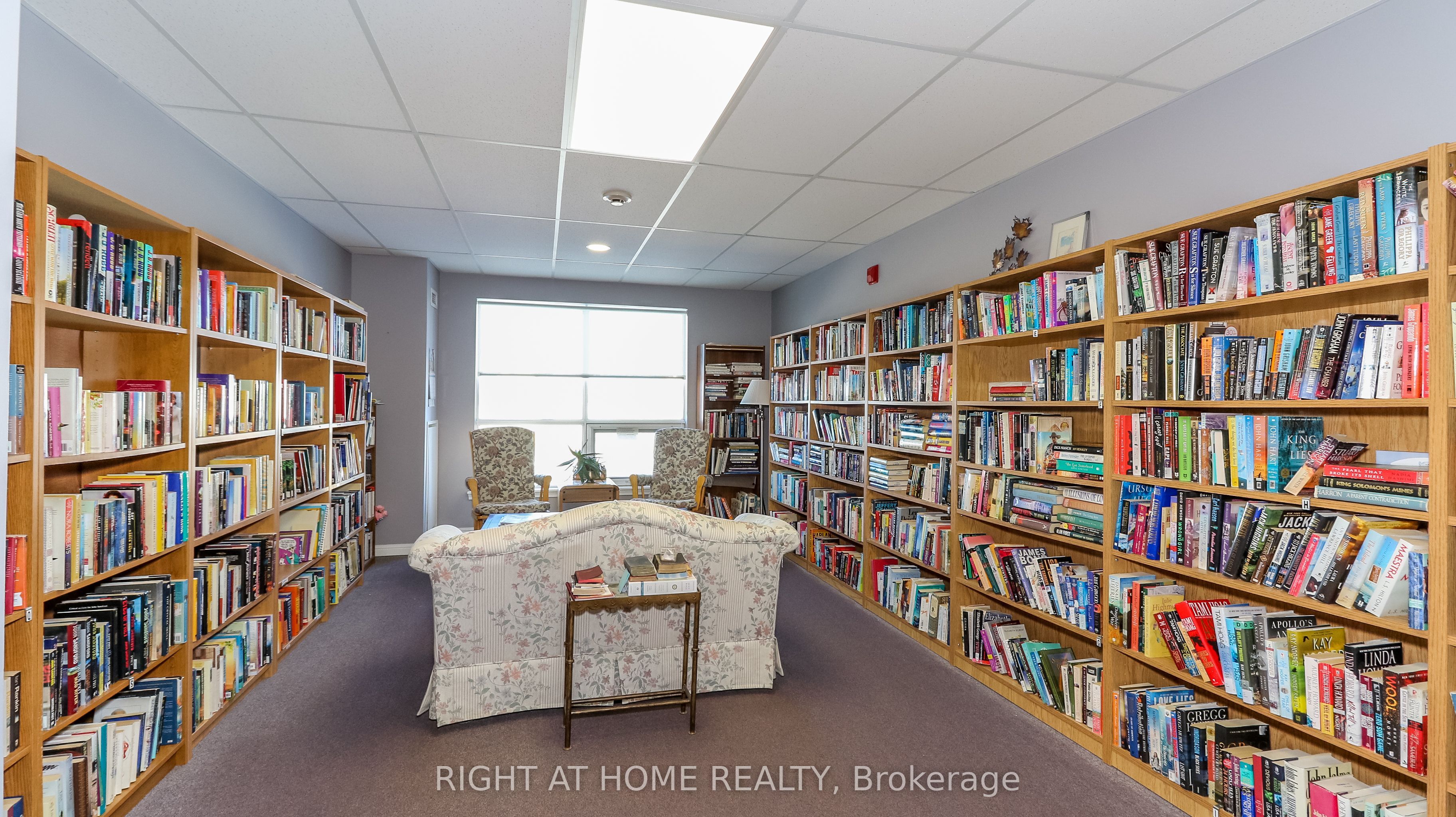 90 Dean Avenue 506, Barrie, ON L4N 0M3 photo 5