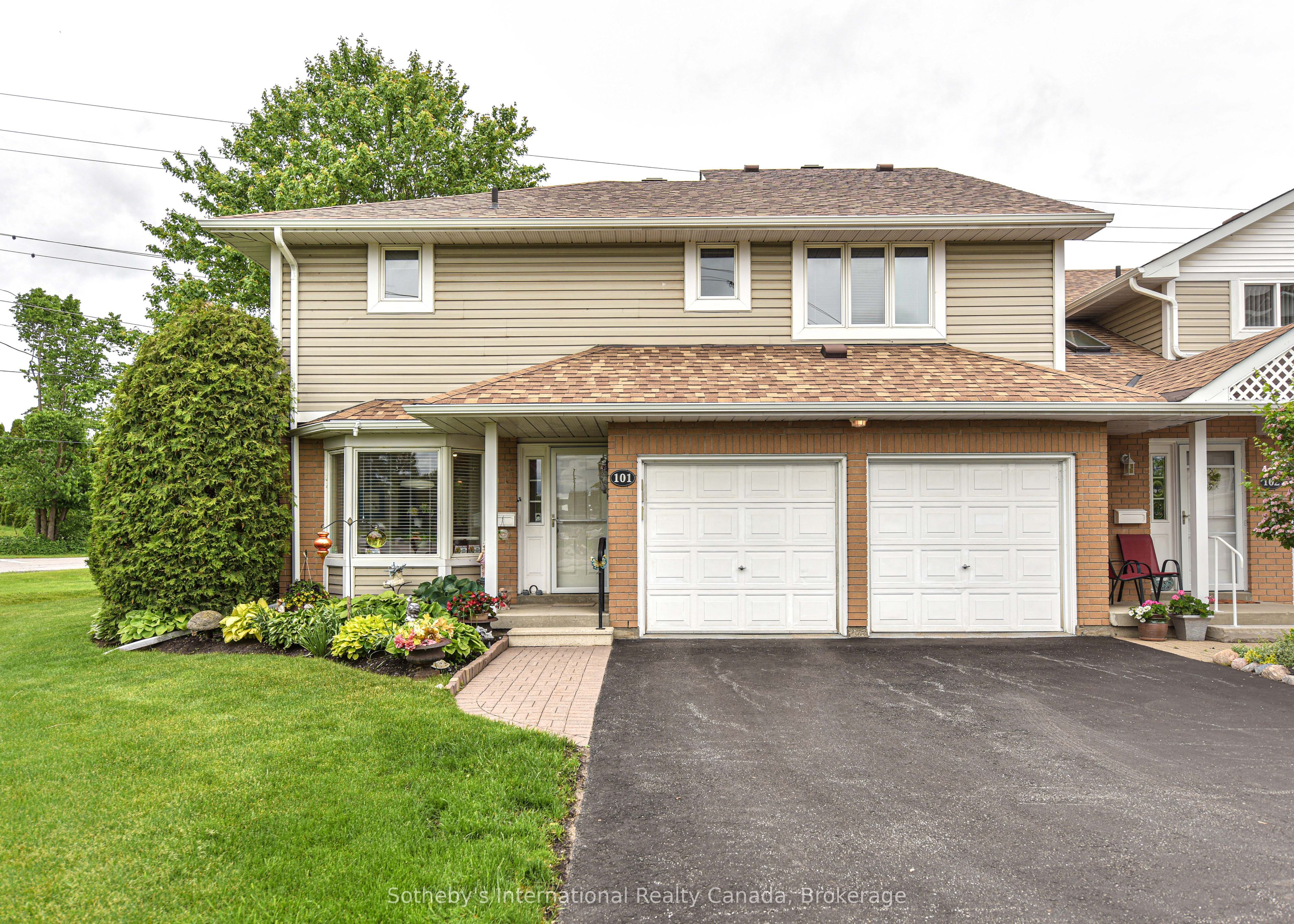 10 MUSEUM Drive 101, Orillia, ON L3V 7T9