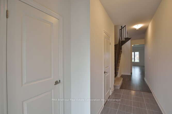 241 Mckenzie Drive, Clearview, ON L0M 1S0 photo 3