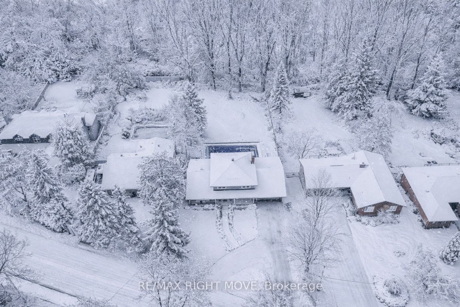 407 Bay Street, Orillia, ON L3V 3X5 photo 4